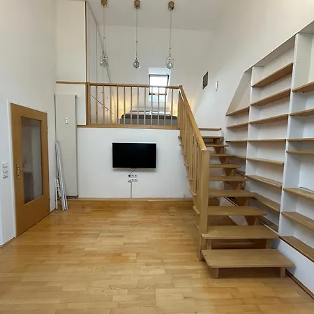 Stayroom - V13